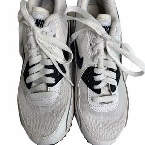 Nike air max 90 sneakers youth size 6